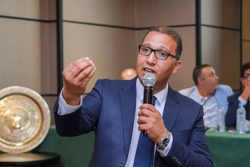 صورة من جمع الرجاء الرياضي العام الاستثنائي حيث أعلن عن استقالة المكتب المديري وتشكيل لجنة مؤقتة لتصريف الأعمال.